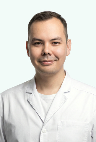 Оториноларинголог, к.м.н. Иванов Никита Игоревич