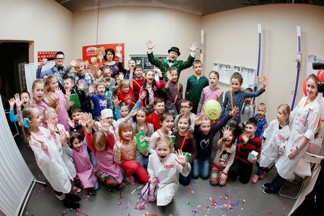 Клиника «EMS» открыла первую в Петербурге детскую игровую клинику в КидБурге